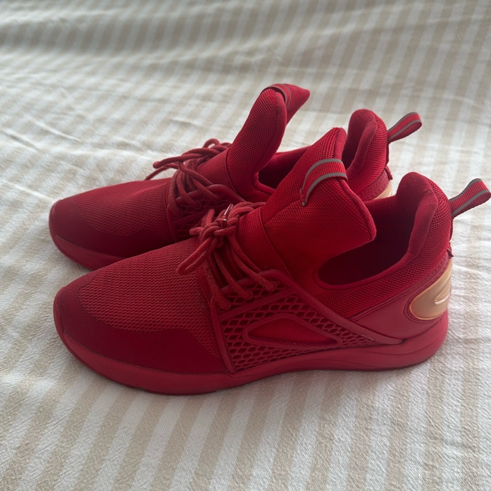 Womens sneakers